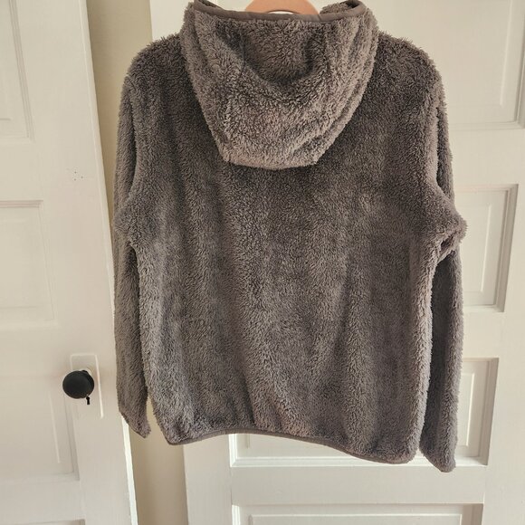 Perfect Condition Grey Patagonia Fleece - Picture 2 of 4